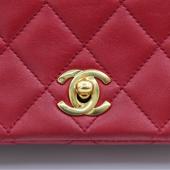 CHANEL Vintage Flap Mini Rectangle Red 1989-1991 - Picture 5 of 16